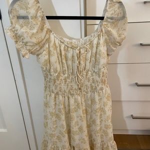 Boutique Summer dress floral beige
